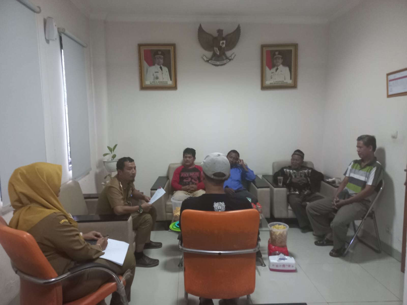 Rapat Koordinasi dengan Ketua RT dan Tokoh Masyarakat RW. 008