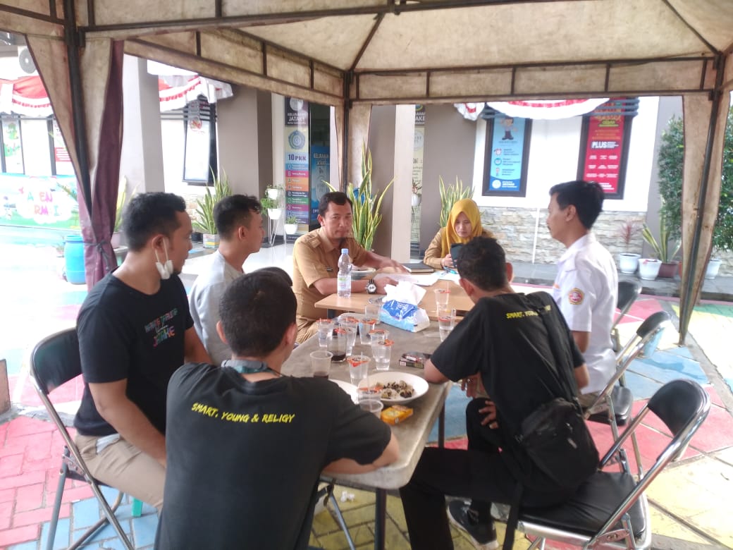 Rapat Koordinasi bersama Karang Taruna perihal Lomba 17 Agustusan