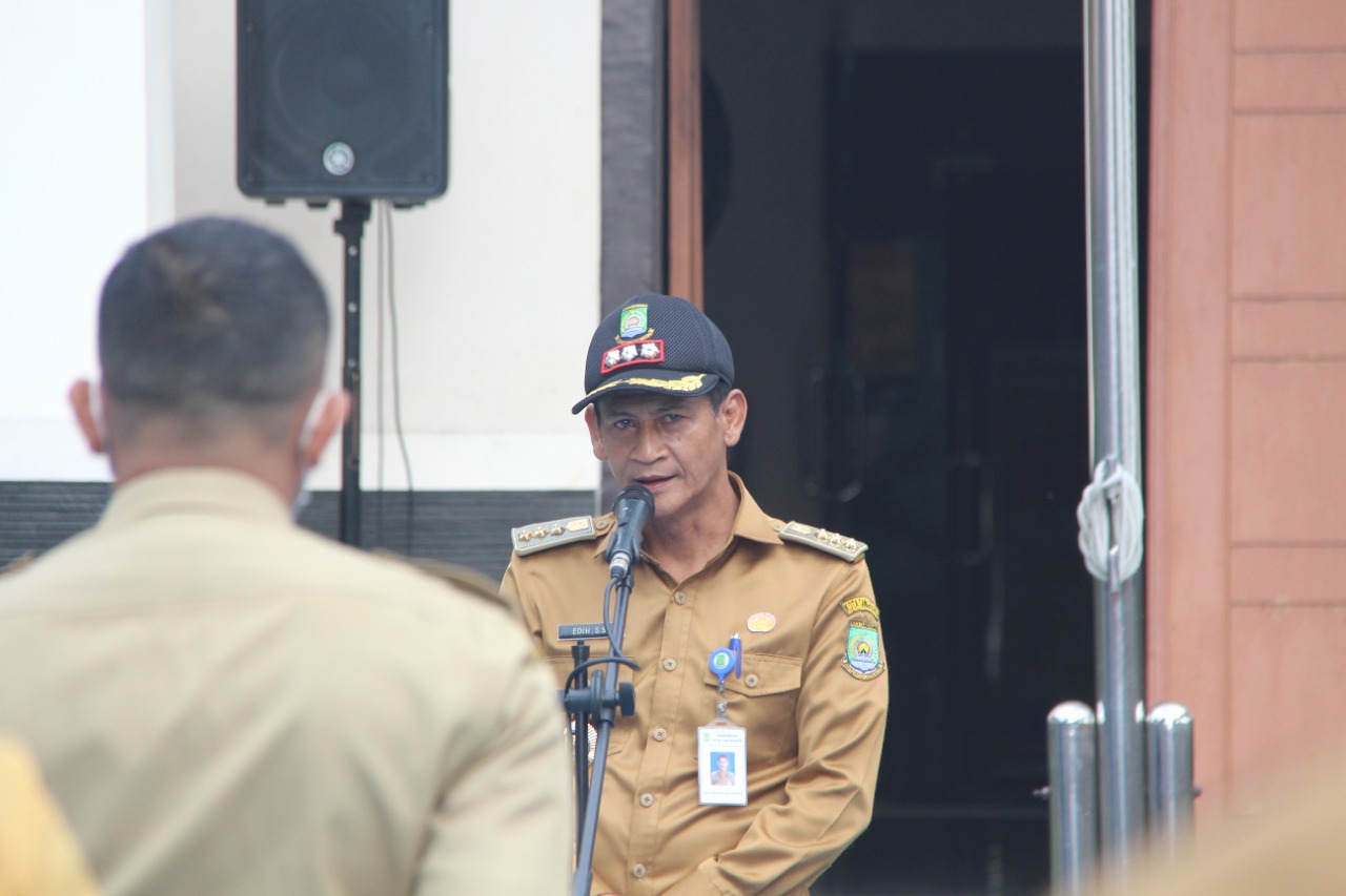 Giat Apel Senin Pagi Pegawai Kecamatan Jatiuwung