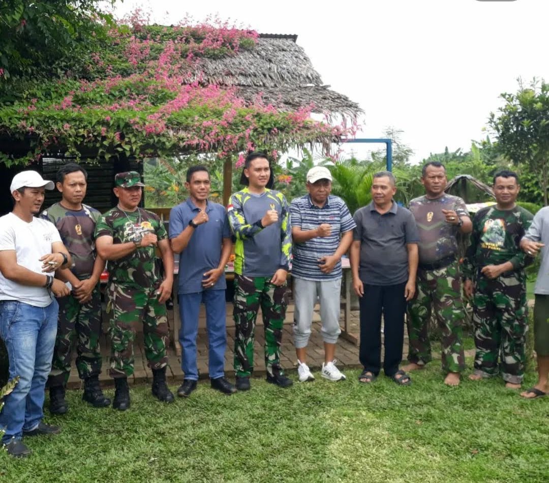 Giat Kerja Bakti Lurah Alam Jaya Bersama Koramil 06/Cibodas 