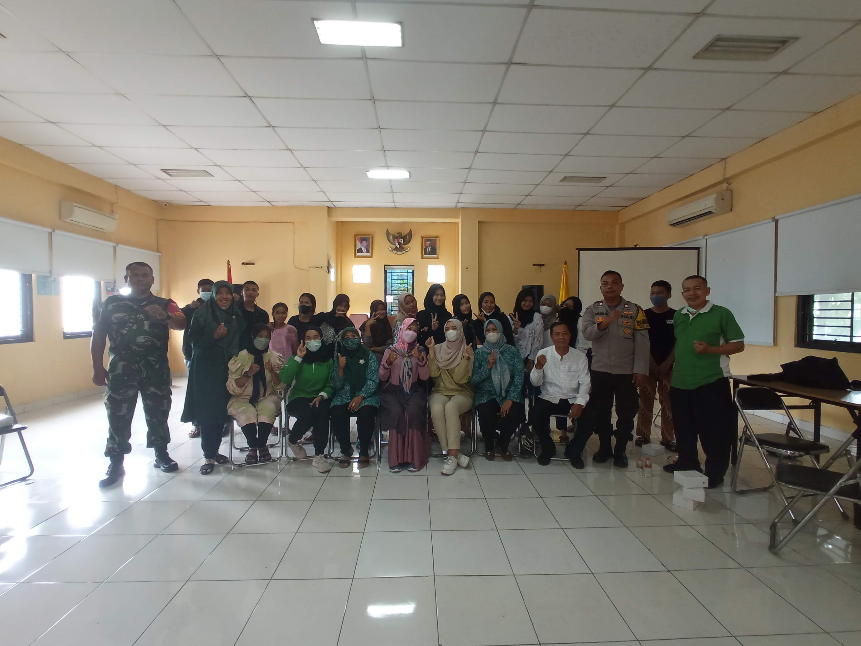 Giat Posyandu Remaja Kelurahan Alam Jaya