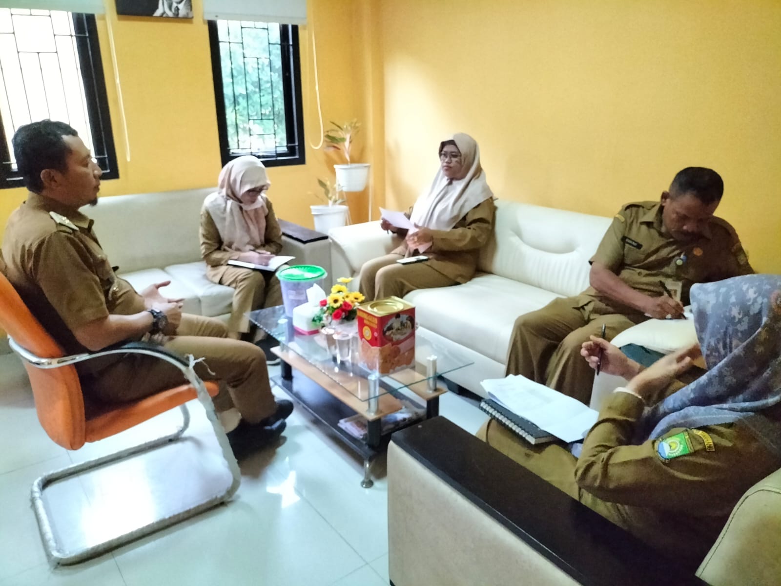 Briefing Mingguan Pegawai Kelurahan Jatake