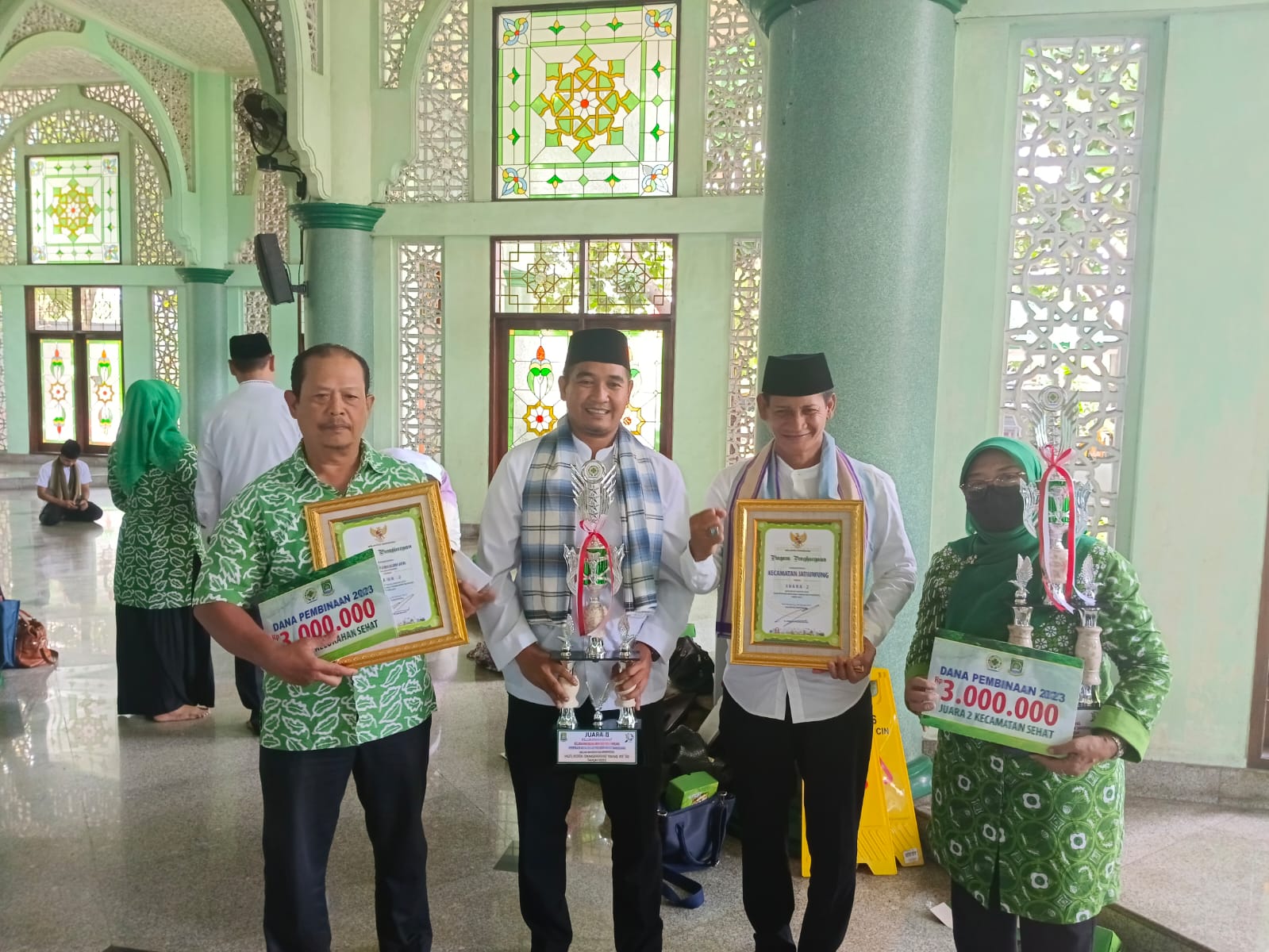 Menerima Penghargaan Juara 2 Lomba Kantor Sehat Walikota Tangerang Tahun 2023