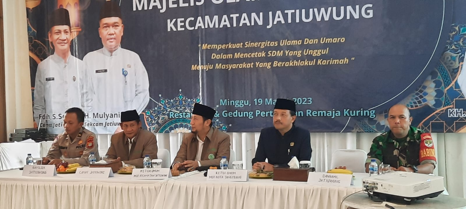 Camat Jatiuwung membuka giat musyawarah kerja kecamatan (mukercam) majelis ulama indonesia (mui) kecamatan jatiuwung