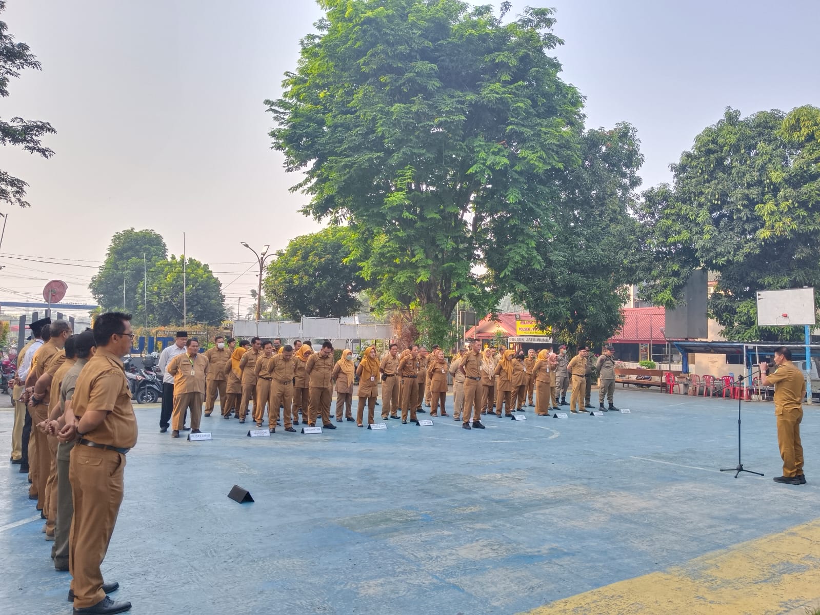 Camat Jatiuwung pimpin apel pagi lingkup OPD Kecamatan Jatiuwung