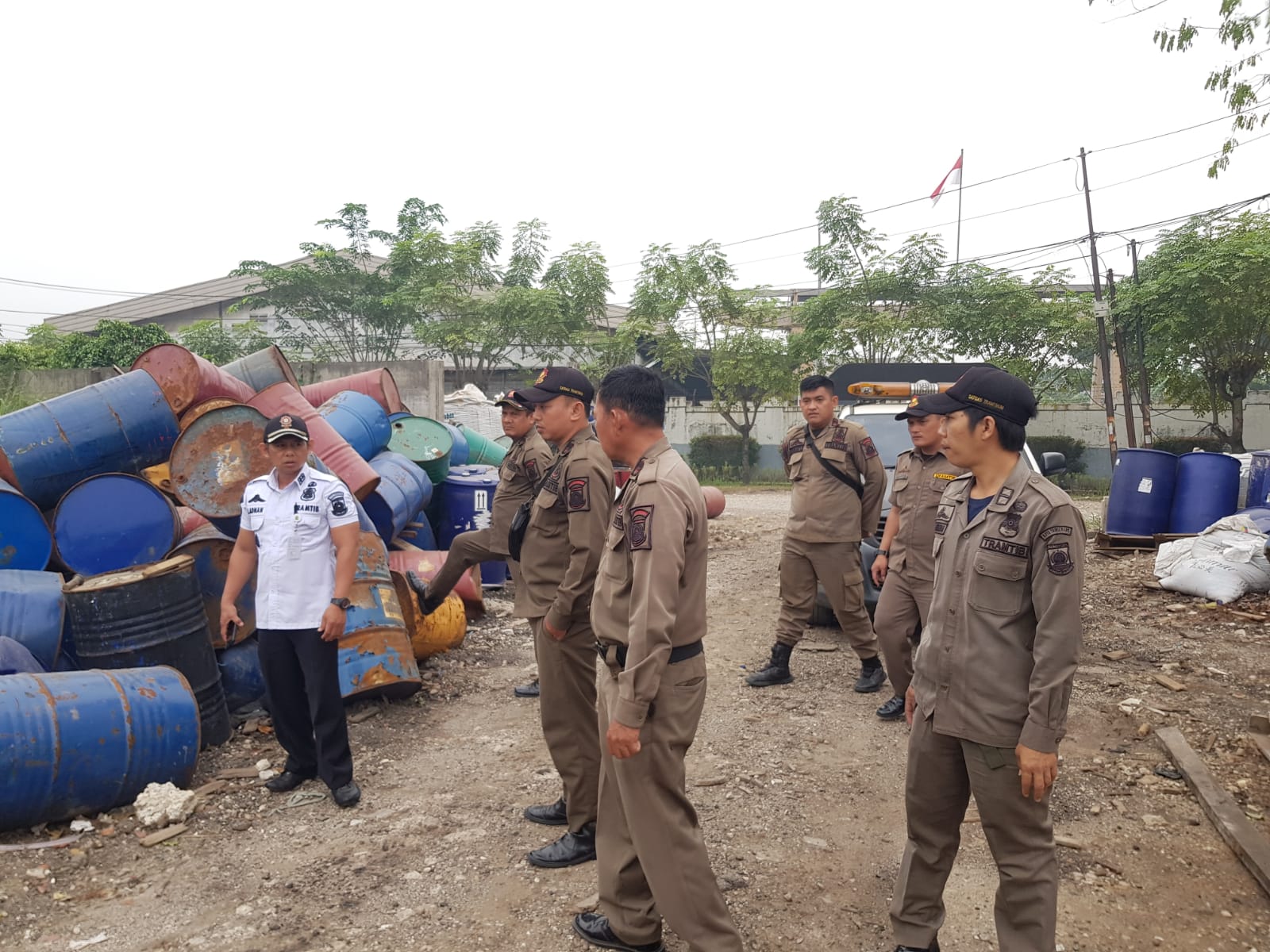 Giat Trantib Kecamatan Jatiuwung melaksanakan monitoring wilayah