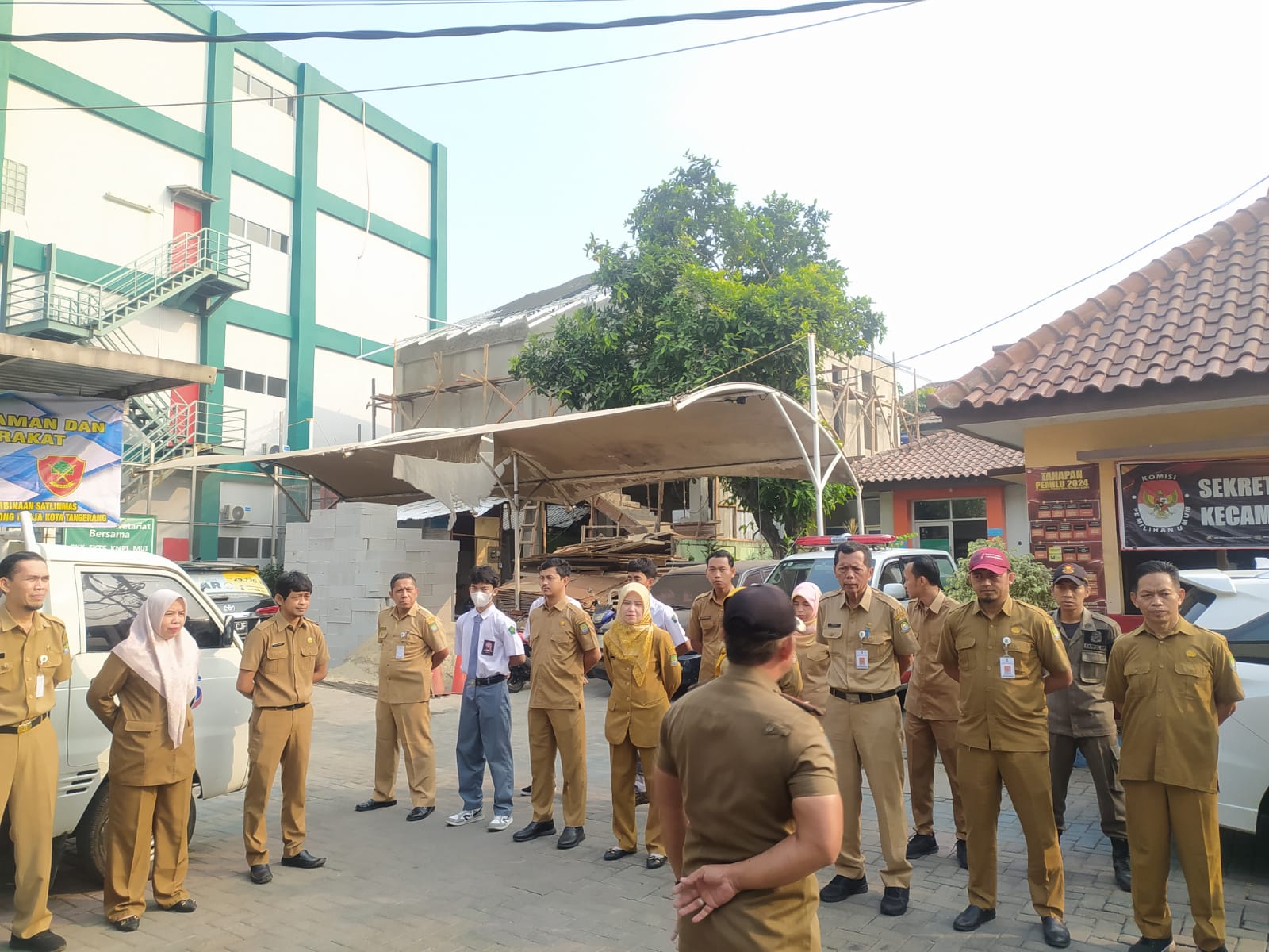 Apel pagi pegawai Kecamatan Jatiuwung