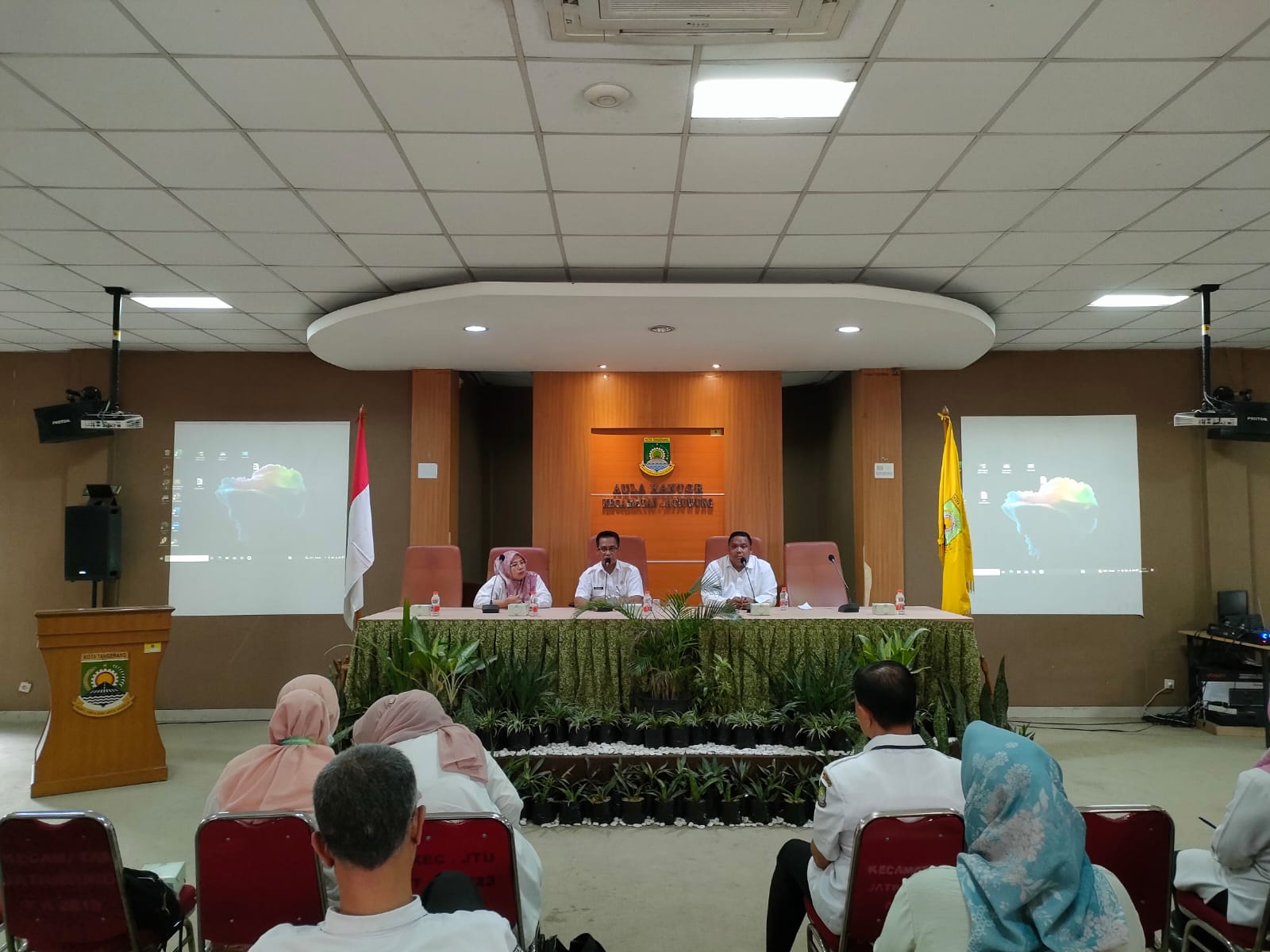 Rapat evaluasi kegiatan dana alokasi umum (DAU) tingkat Kecamatan Jatiuwung Tahun 2023