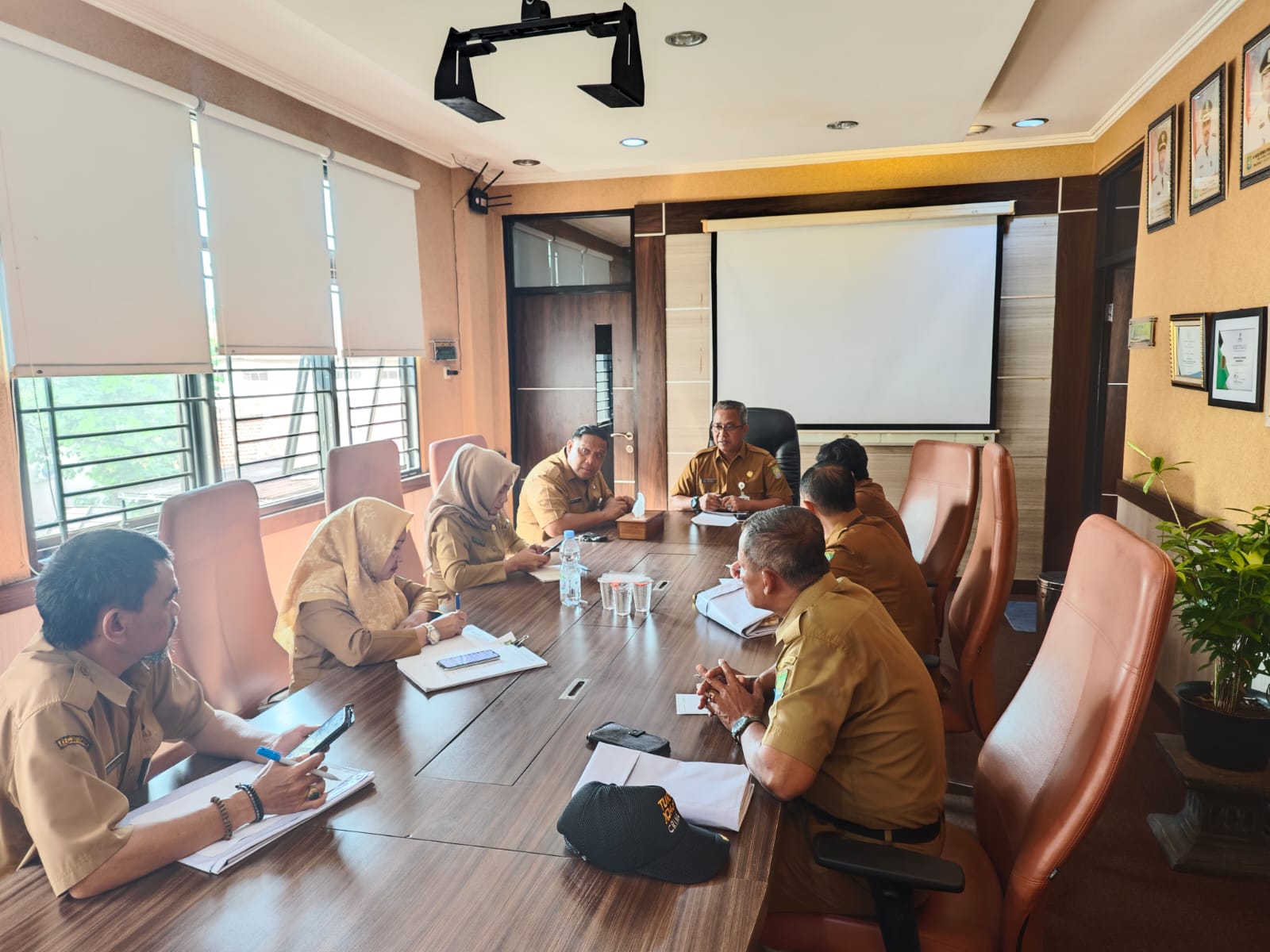 Rapat teknis persiapan kegiatan pemberian makanan tambahan (PMT) bagi anak stunting di wilayah Kecamatan Jatiuwung