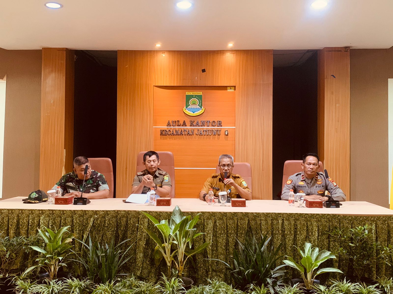 Sekcam Jatiuwung pimpin rapat teknis persiapan rangkaian HUT RI ke-79