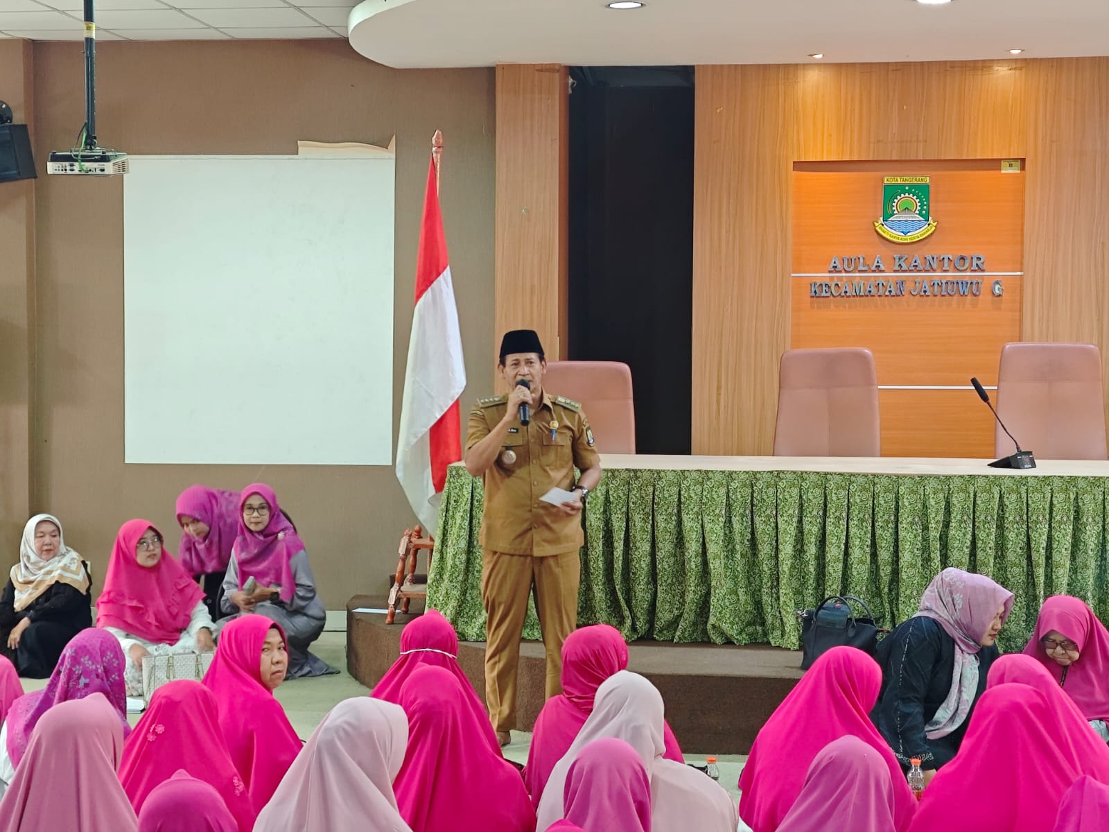 Pengajian rutin Format Akhlaqul Karimah tingkat Kecamatan Jatiuwung