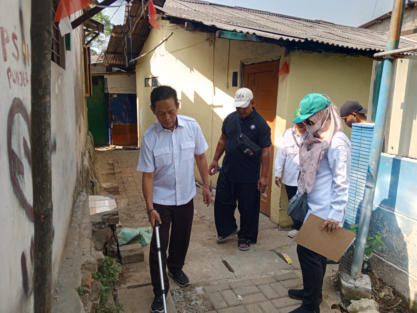 Monitoring hasil pembangunan drainase DAU di wilayah Jatake