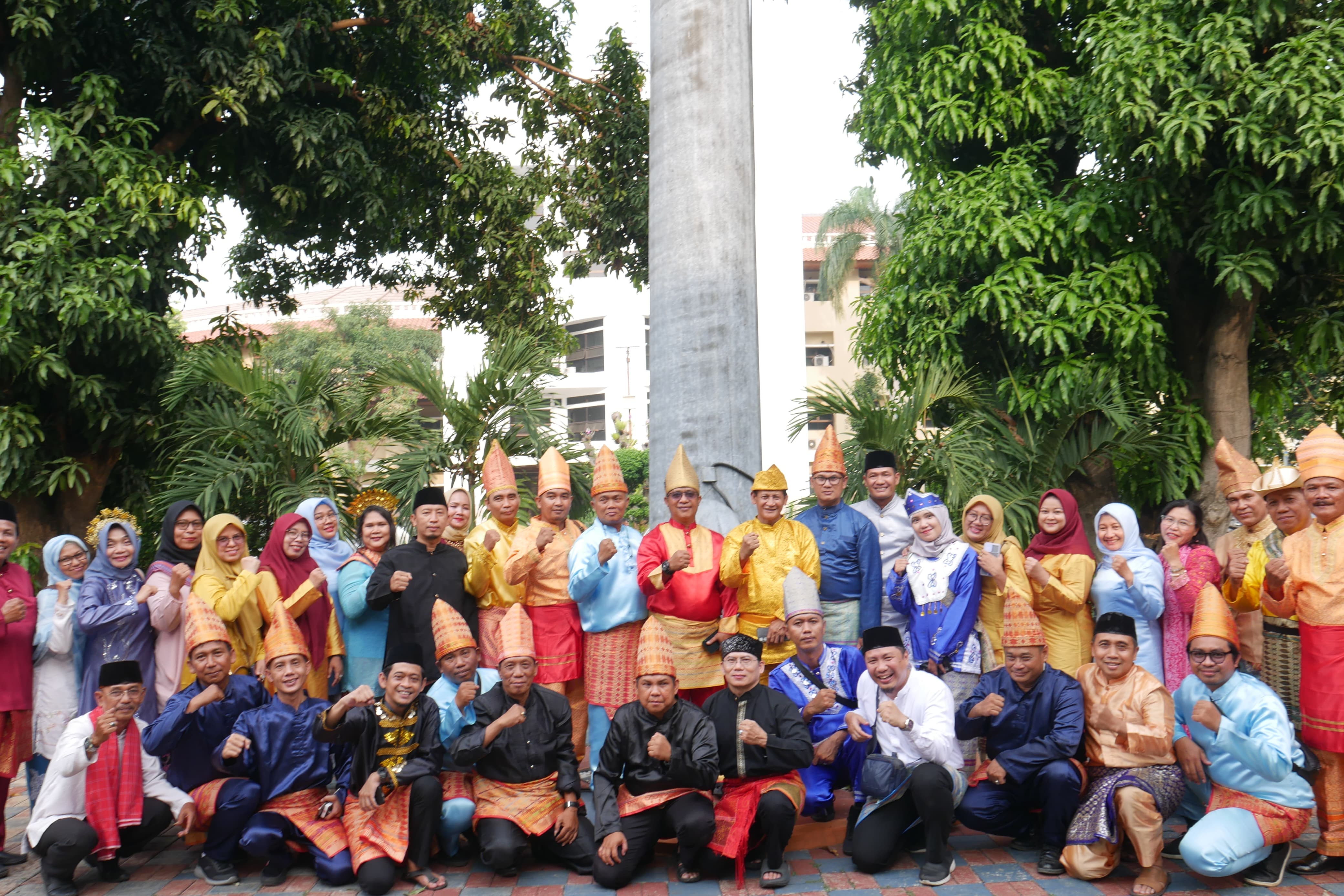 Kecamatan Jatiuwung turut meriahkan Festival Kirab Budaya Tahun 2024